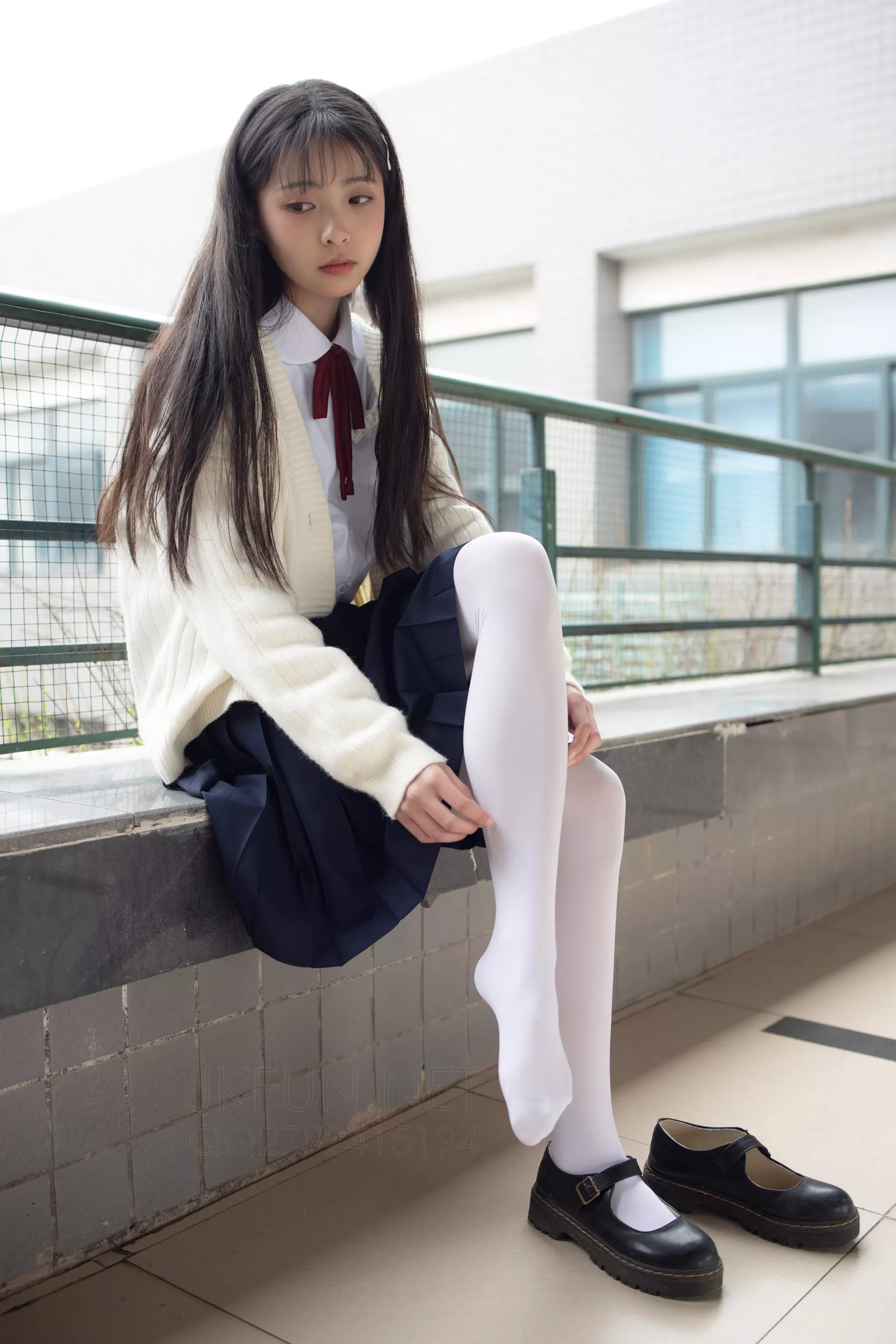森萝财团写真-[JKFUN-001]甜米纯纯的白丝学妹