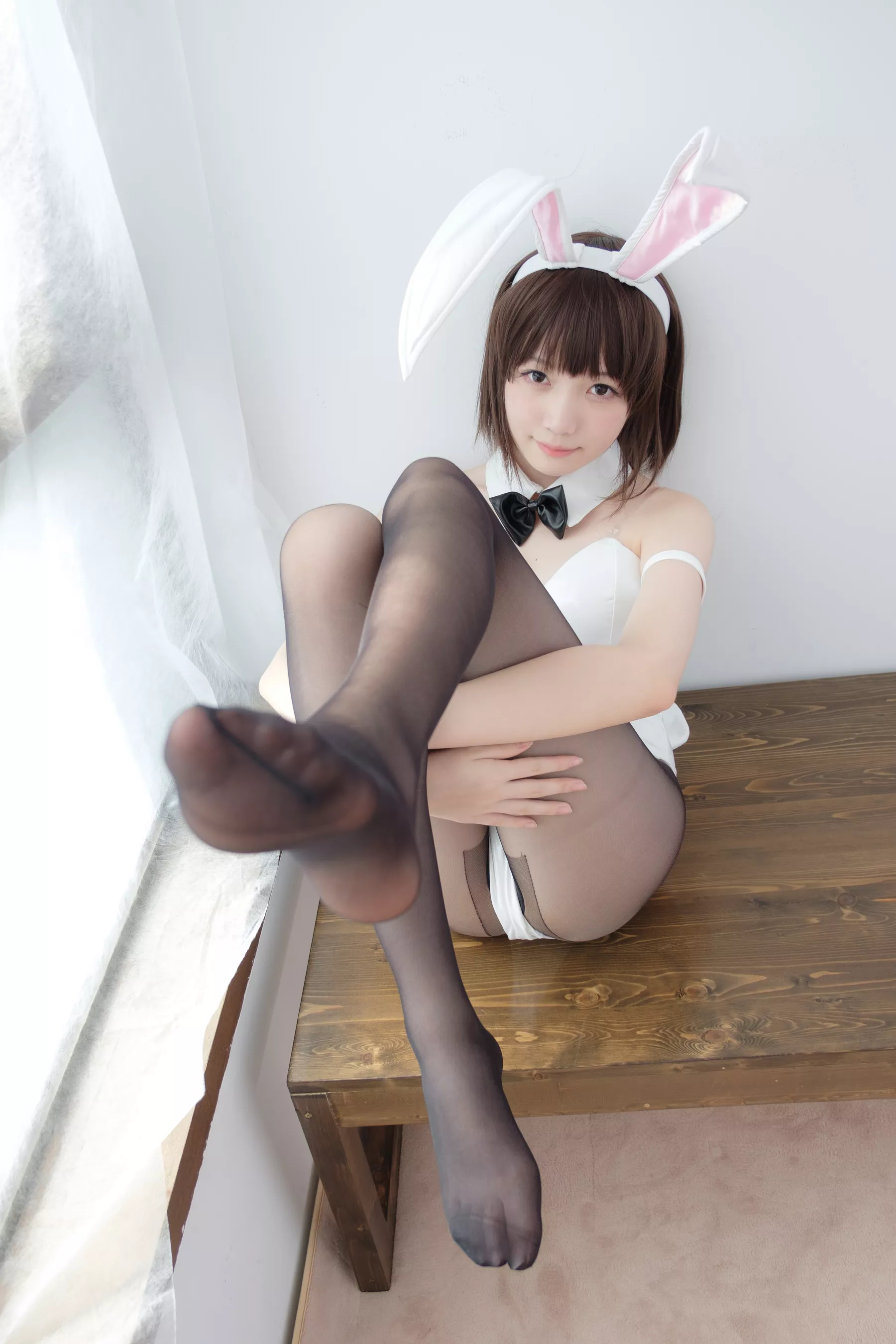 森萝财团写真-[LOVEPLUS-001]黑丝网袜兔女郎