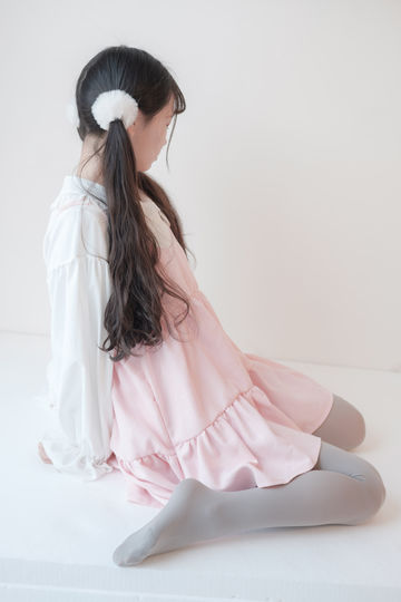 森萝财团写真-[X-015]粉色纯女孩-32P
